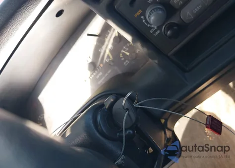 1997 GMC Jimmy Sls from USA, damaged, VIN 1GKCS13W3V2522442